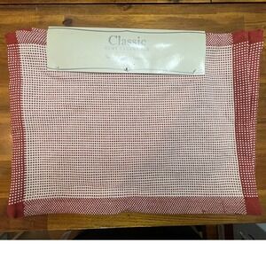 Classic Home Essentials Placemats Set of 4 Red White Brand New Checkered Cotton